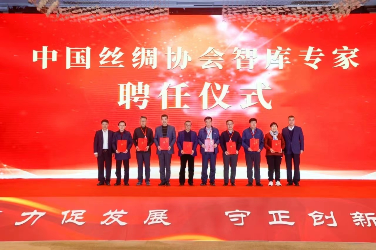 授予1.jpg